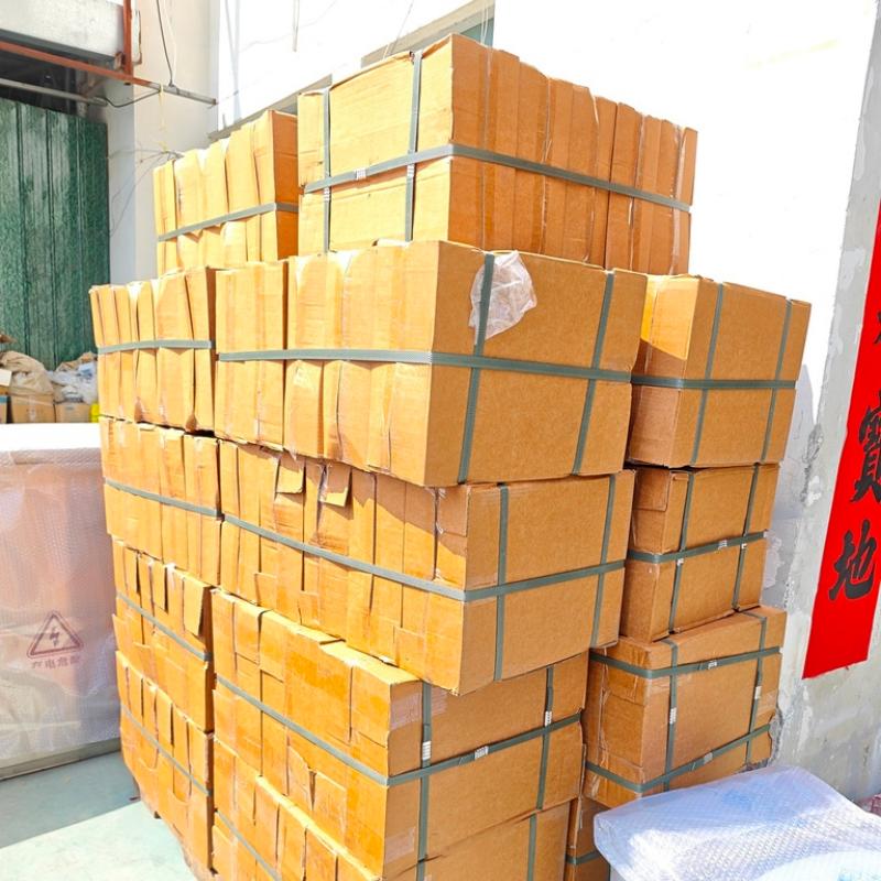 تم إرسال الدفعة الأولى من طلبات صناديق عدادات الكهرباء من العملاء الجدد في المملكة المتحدة بنجاح